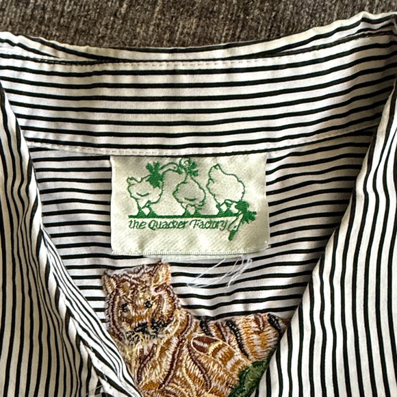 RARE VINTAGE Striped Shirt button down  Tiger Embroidery - Picture 5 of 7